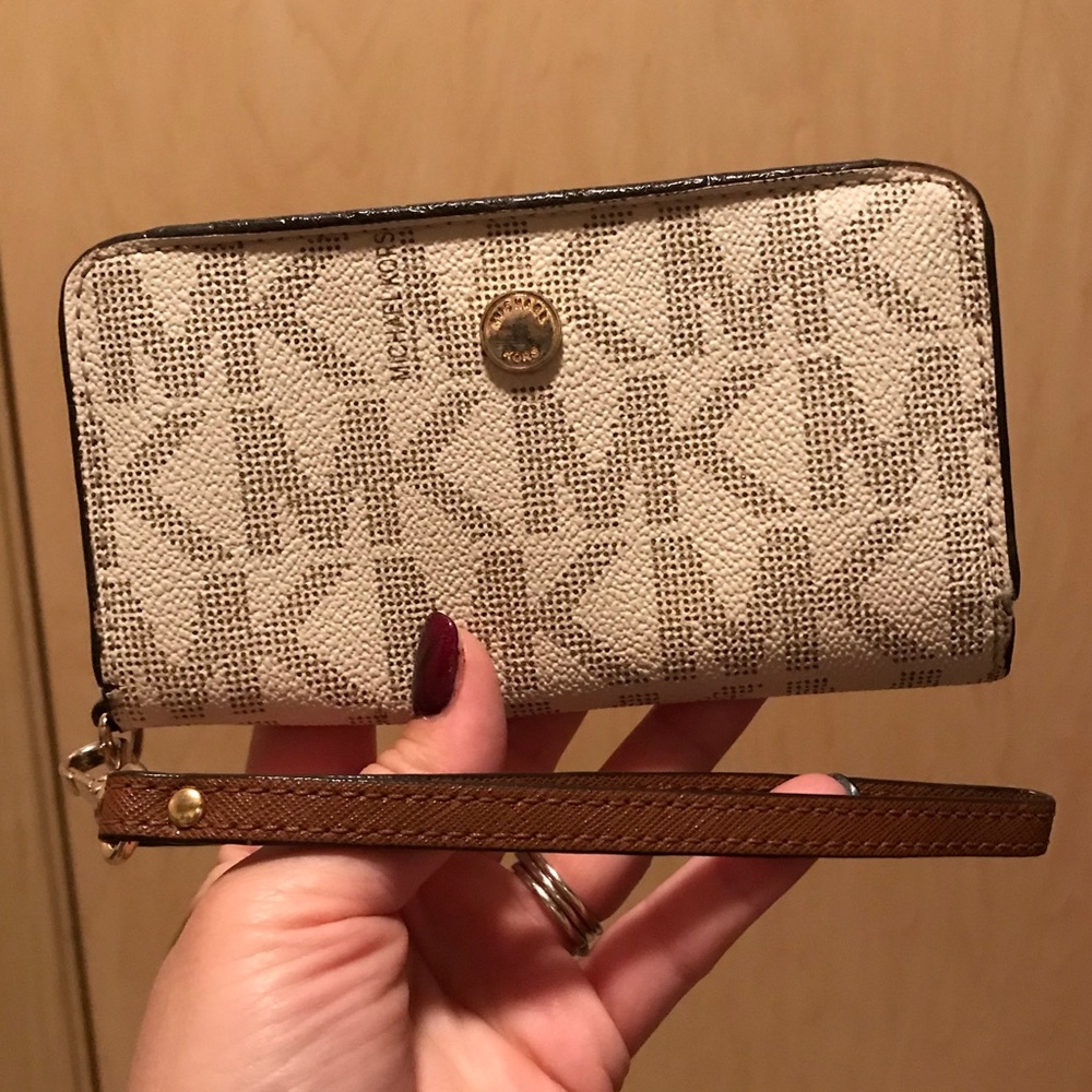 Michael Kors wallet
